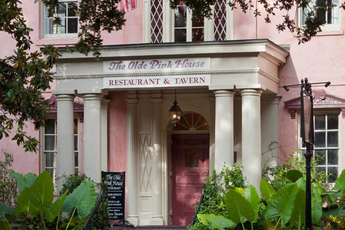 The Olde Pink House source photo review