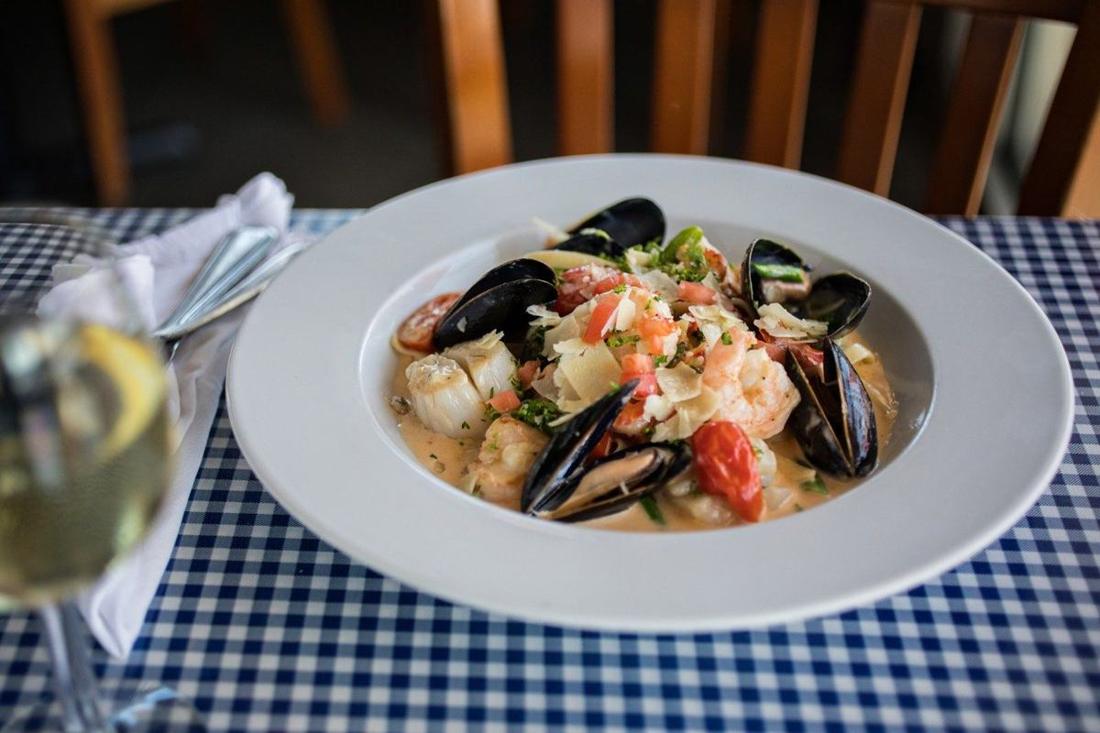 Fleet Landing Restaurant & Raw Bar official website photograph