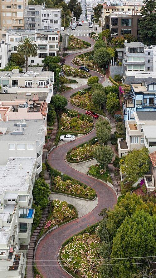 Lombard Street switchbacks, San Francisco, 2020