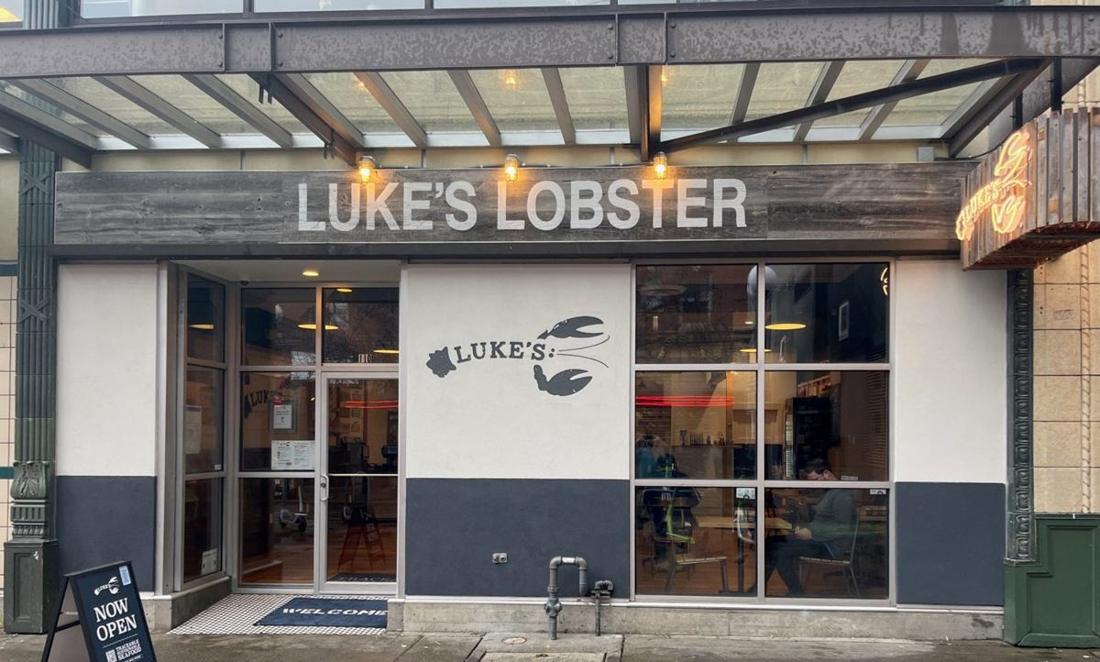 Luke's Lobster Pike Street source photo review